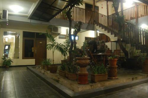 Sagan Huis Hotel & Coffee Shop
