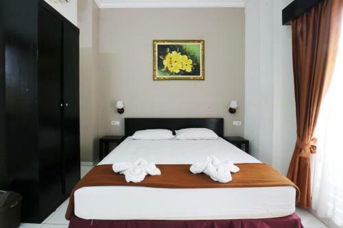 Hostal Warapsari Inn