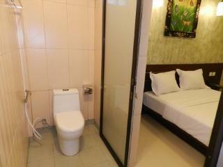 S 8 Suardana Hotel