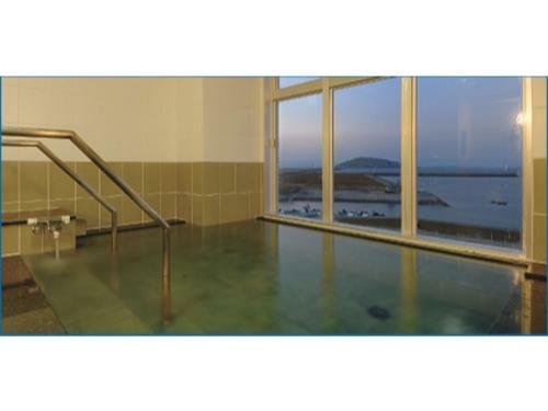 Wind City Hotel - Vacation Stay 81478