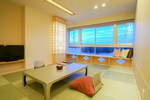Toba Grand Hotel