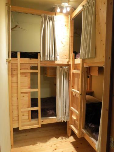 Hostal No Borders Hostel