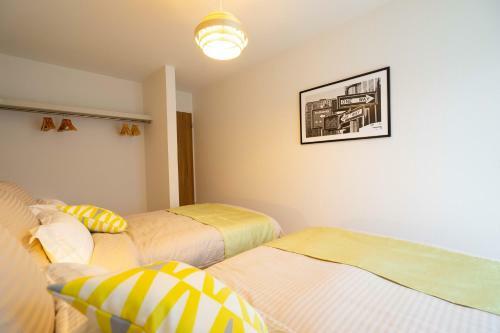 Okinawa Beach House Golden Drop S