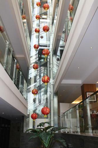 Hotel Pyrenees Jogja