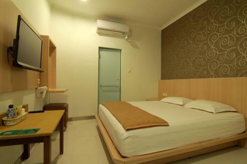 Cabin Hotel F77