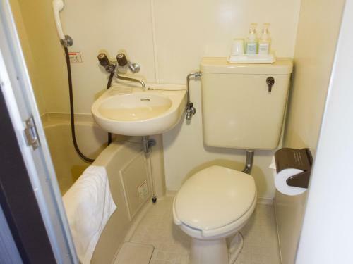 Nishi Akashi Rincarn Hotel