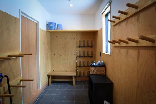 Akamatsu House