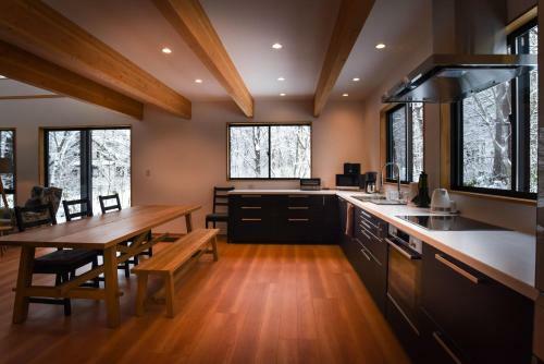 Akamatsu House