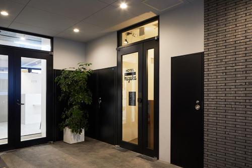 Mizuka Imaizumi 4 - Unmanned Hotel -