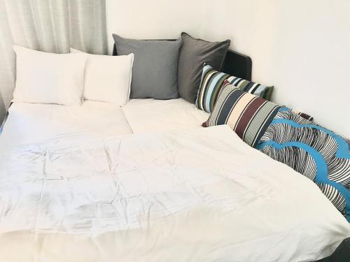 Local Hakata Apartment 803