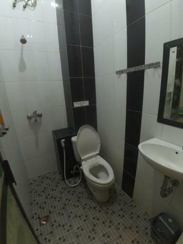 Cabin Hotel Sutomo