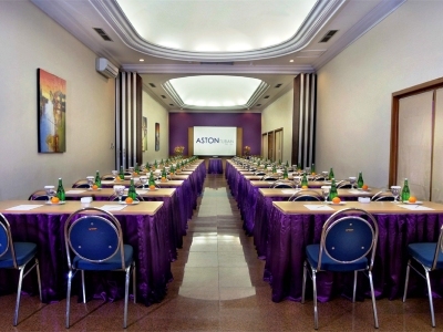 Hotel Aston Inn Tuban