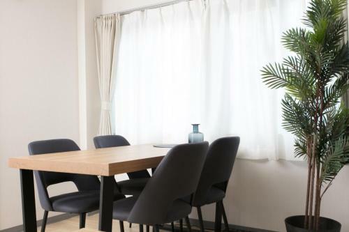 Newport Business Hotel - Vacation Stay 97320
