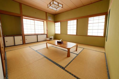Sangoro Onsen Lodge