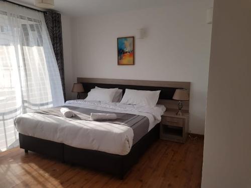 Bed & Breakfast Mouni Residences - Riverside