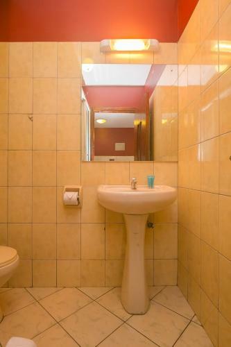Plus254 Hotel