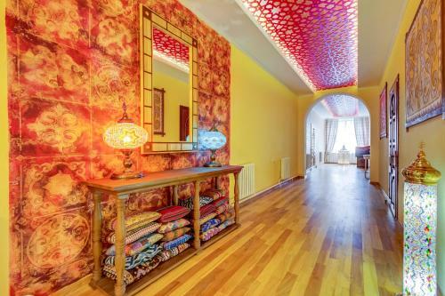 Navat Hotel