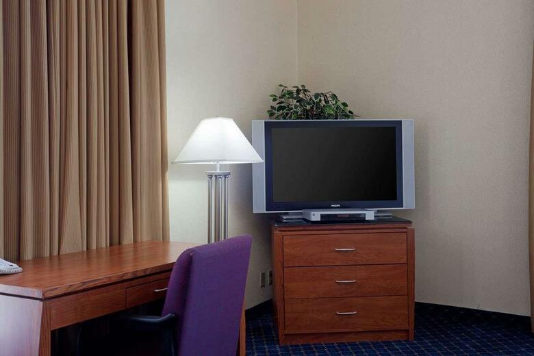 Century Park Hotel