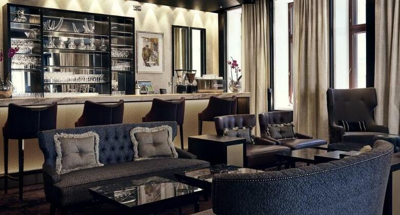 Century Park Hotel