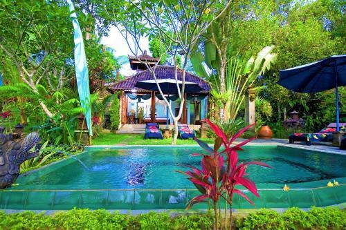 The Mahogany Villa
