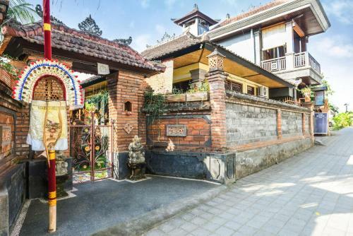 Hostal Pondok Oka Homestay