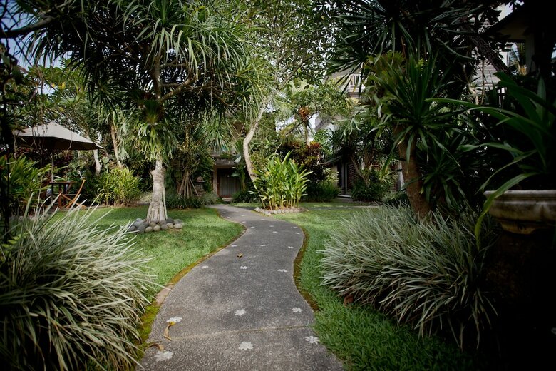 Hotel Sri Ratih Cottages