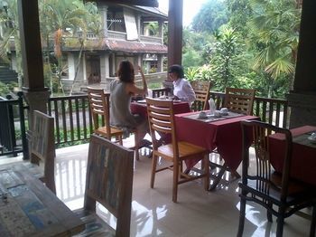 Hostal Indira Cottages