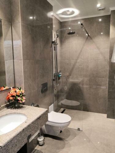 Hotel Grand Khan Tengri 4*