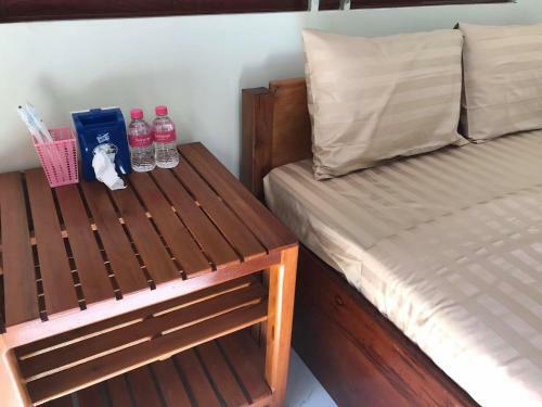 Hostal Manel Guesthouse And Restaurant