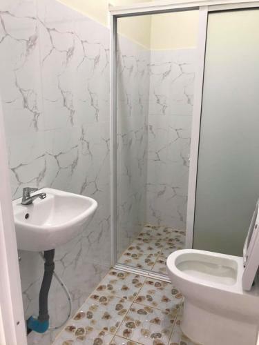 Hostal Manel Guesthouse And Restaurant
