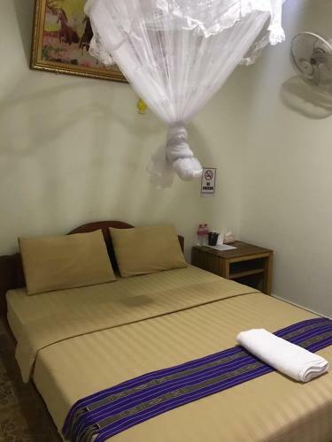 Hostal Manel Guesthouse And Restaurant