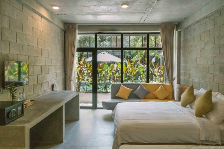 Larimar Hotel & Resort