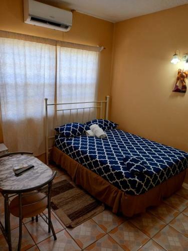 Hostal Beverley's Guest House, Nevis