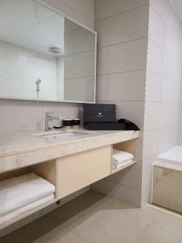 Cs Hotel