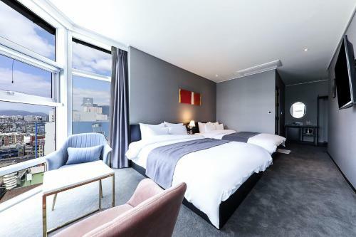 Ocean The Point Hotel