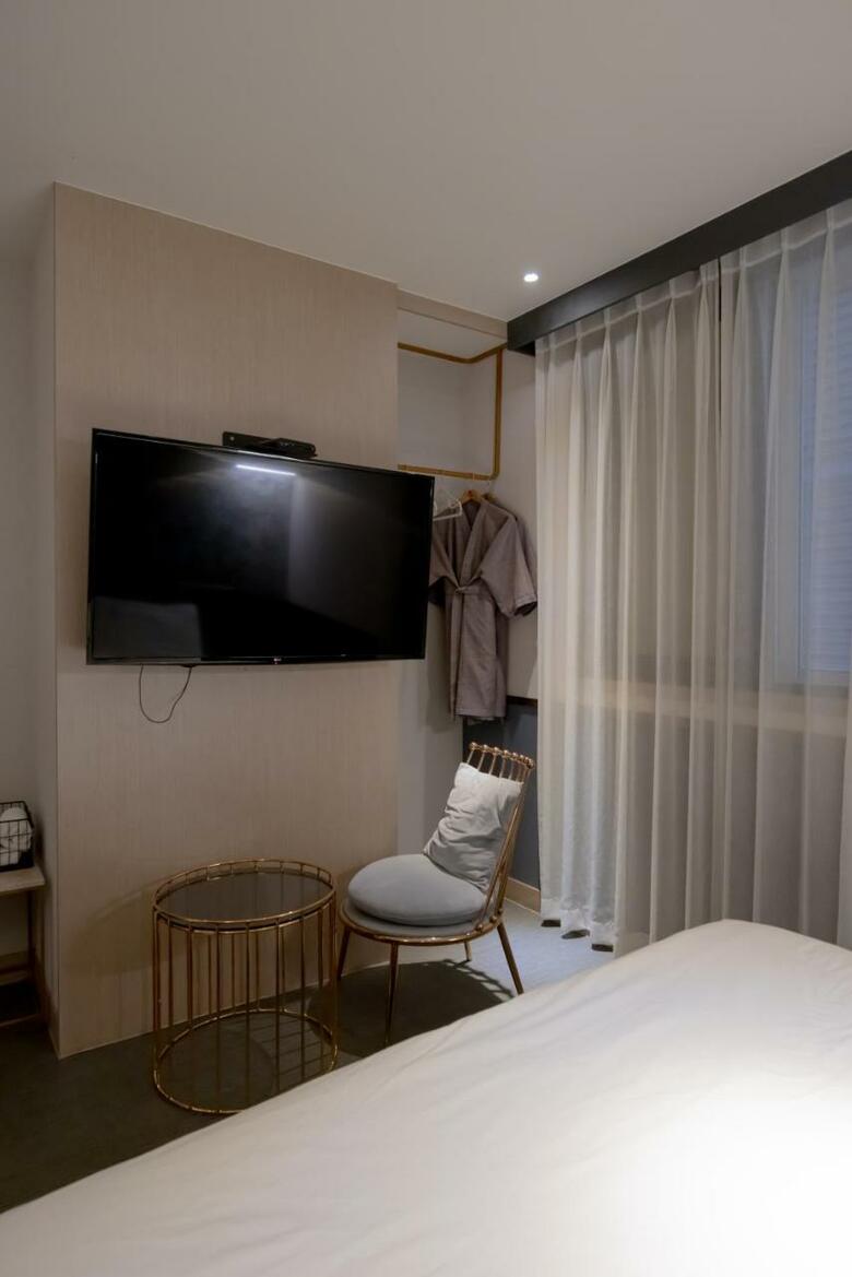 Hound Hotel Seomyeon-beomcheon