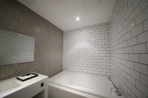 Hotel Zam 101