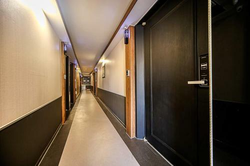 Welkin Hotel