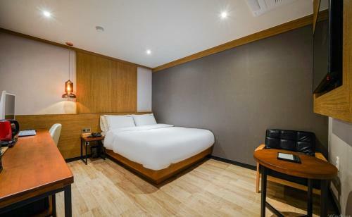 The Stone Bridge Hotel Dongnae