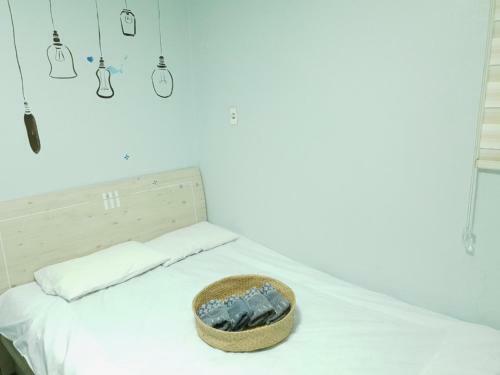 Hostal Mw House