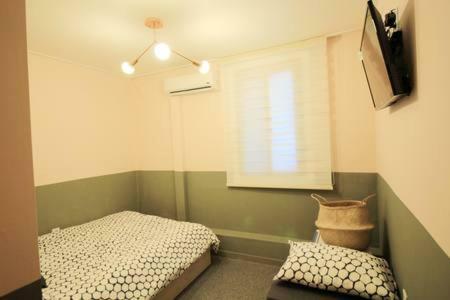 Hostal Mw House