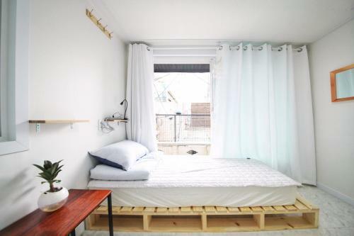 Bed & Breakfast Zibro H