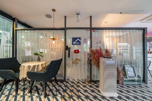 Jamsil Eppeuda Hotel