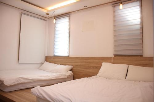 Hostal Hongdae 4min Soju House
