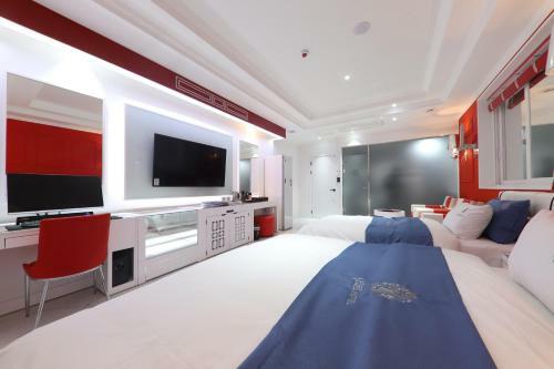 Hotel Encore