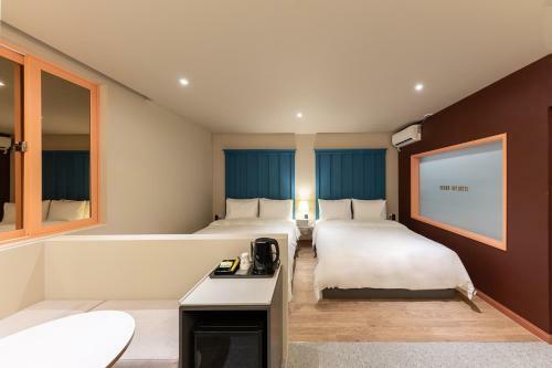 Brown Dot Hotel Seong Seo
