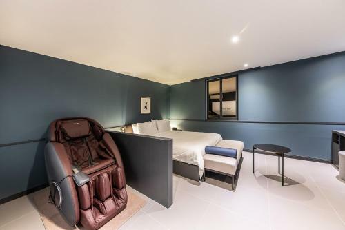 Brown Dot Hotel Seong Seo