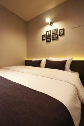 S& Hotel