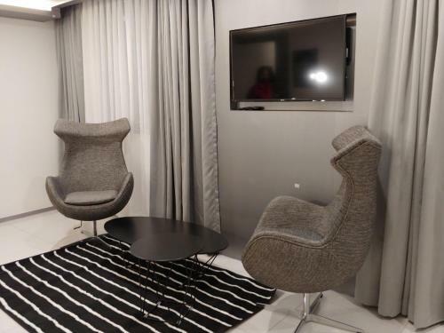 Purple 315 Hotel