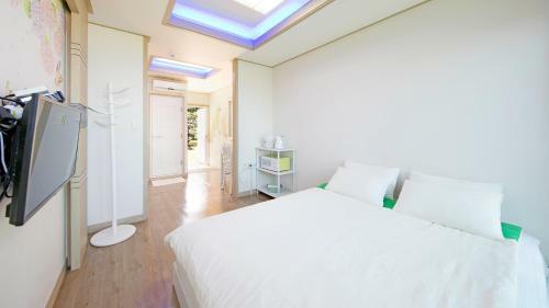 Yeosu Skypurple Pension